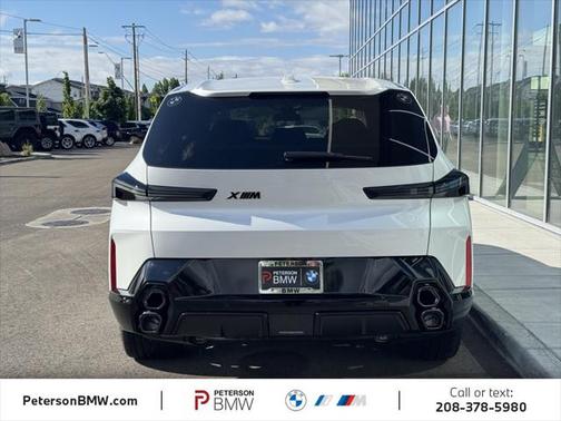 2025 BMW XM Base