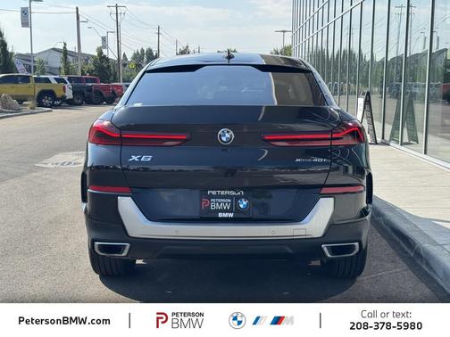 2022 BMW X6 xDrive40i