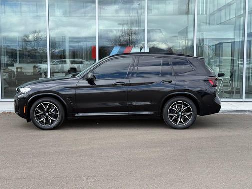 2023 BMW X3 M40i