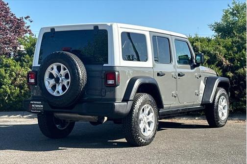 2021 Jeep Wrangler Unlimited Islander 4x4
