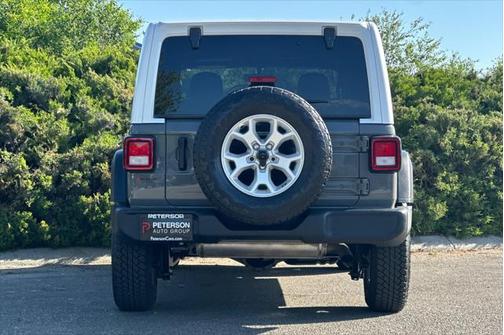 2021 Jeep Wrangler Unlimited Islander 4x4