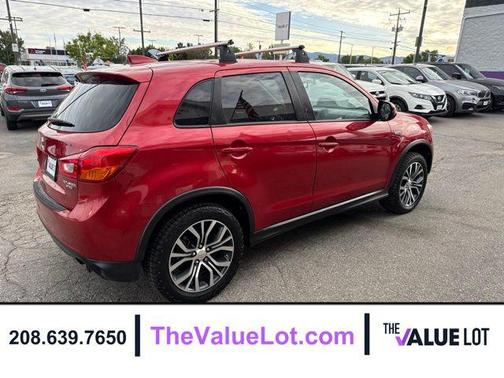Rally Red Metallic 2017 Mitsubishi Outlander Sport 2.0 ES