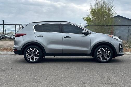 2020 Kia Sportage EX