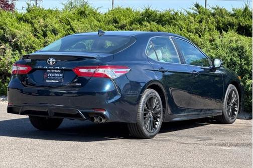 2020 Toyota Camry SE