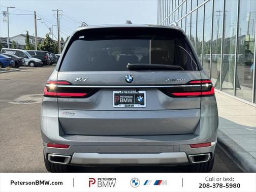 2024 BMW X7 xDrive40i