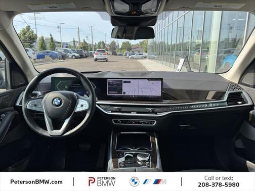 2024 BMW X7 xDrive40i