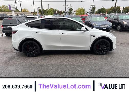 2022 Tesla Model Y Performance Dual Motor All-Wheel Drive