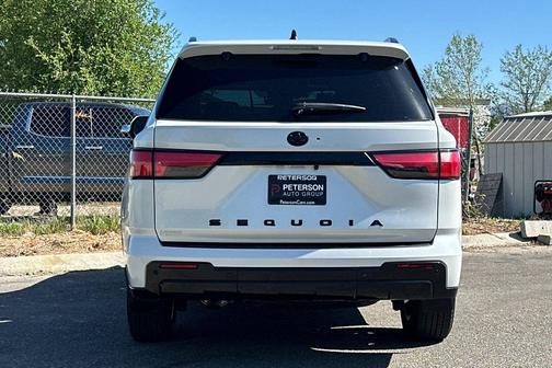 Wind Chill Pearl 2024 Toyota Sequoia Platinum