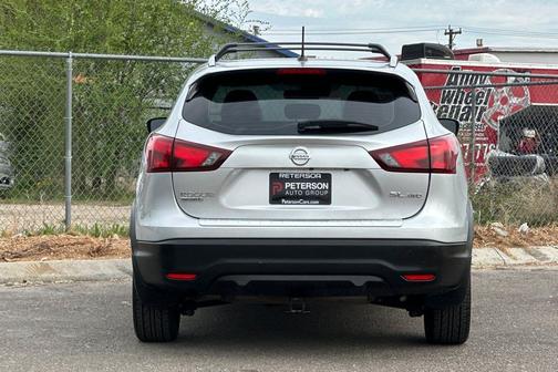 2017 Nissan Rogue Sport SL