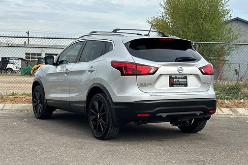 2017 Nissan Rogue Sport SL
