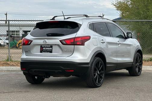 2017 Nissan Rogue Sport SL