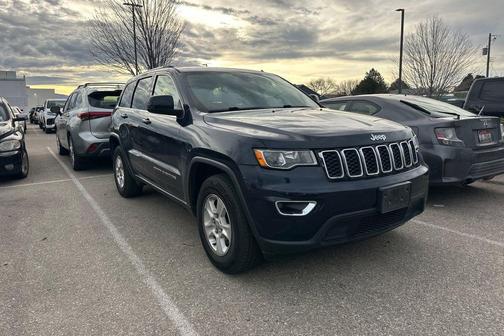 2017 Jeep Grand Cherokee Laredo