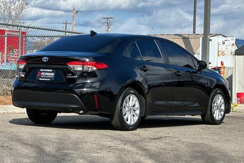 2024 Toyota Corolla Hybrid LE