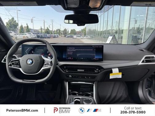 2025 BMW 230 i xDrive