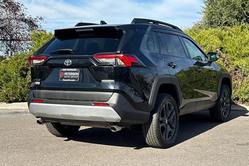 2022 Toyota RAV4 Adventure