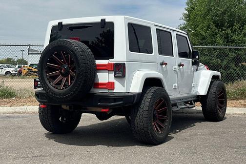 Bright White Clearcoat 2015 Jeep Wrangler Unlimited Rubicon