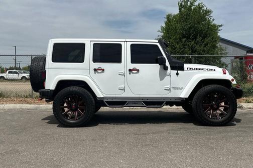 Bright White Clearcoat 2015 Jeep Wrangler Unlimited Rubicon