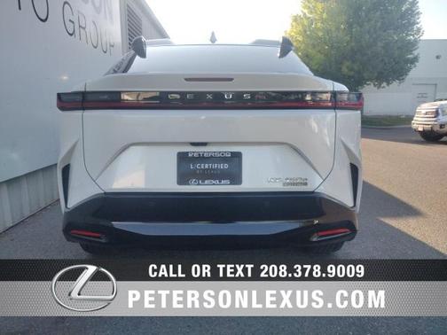 2023 Lexus RZ 450e Luxury