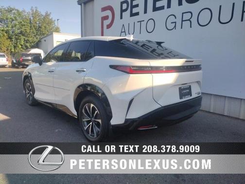 2023 Lexus RZ 450e Luxury