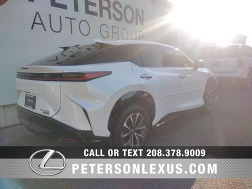 2023 Lexus RZ 450e Luxury