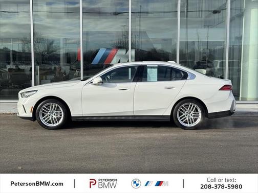 2024 BMW 530 i xDrive