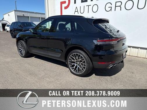 2019 Porsche Macan Macan
