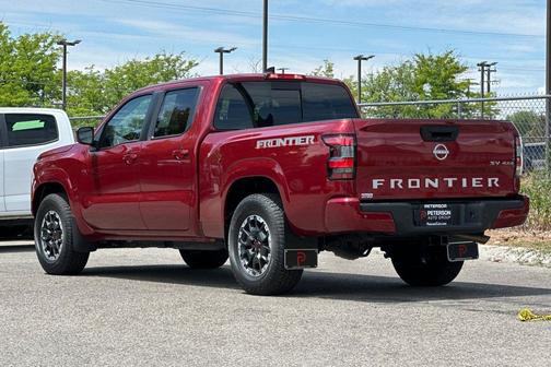 Cardinal Red Metallic Tricoat 2024 Nissan Frontier SV