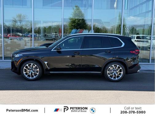 Black Sapphire Metallic 2026 BMW X5 PHEV xDrive50e