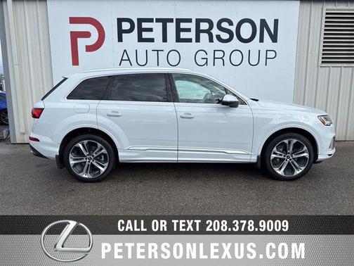2022 Audi Q7 55 Premium Plus
