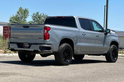 Sterling Gray Metallic 2024 Chevrolet Silverado 1500 RST
