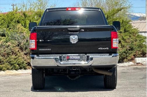 2023 RAM 2500 Big Horn Crew Cab 4x4 6'4' Box