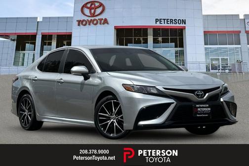 Celestial Silver Metallic 2022 Toyota Camry SE