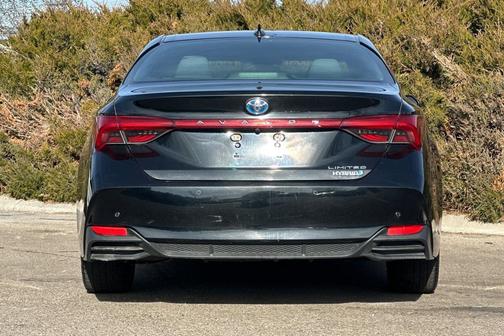 2020 Toyota Avalon Hybrid Limited
