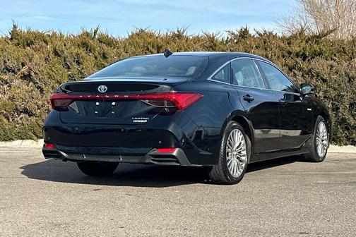 2020 Toyota Avalon Hybrid Limited