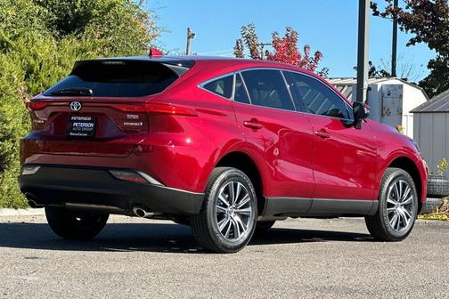 2022 Toyota Venza LE