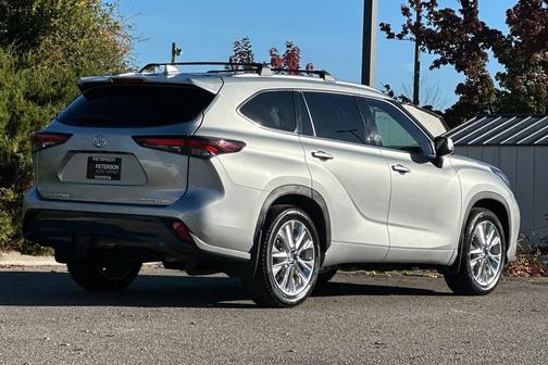 2024 Toyota Highlander Limited