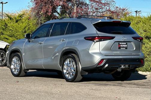 2024 Toyota Highlander Limited