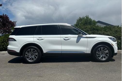 2023 Lincoln Aviator Standard AWD