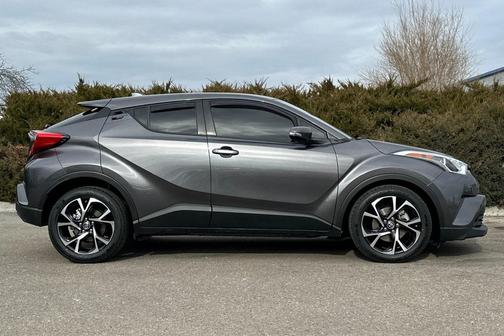 2019 Toyota C-HR XLE