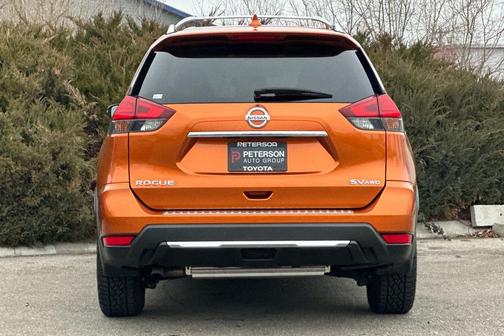 2017 Nissan Rogue SV