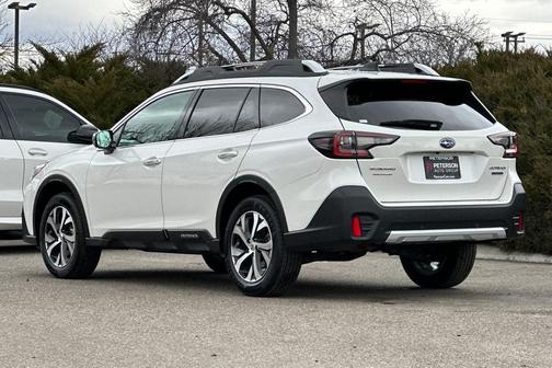 2022 Subaru Outback Touring