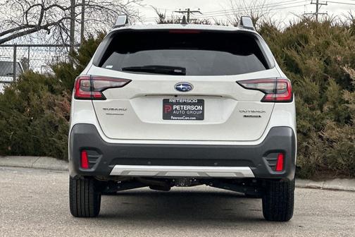2022 Subaru Outback Touring