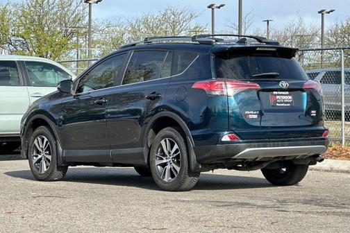 Galactic Aqua Mica 2018 Toyota RAV4 XLE