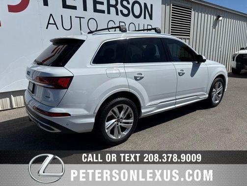 Glacier White 2021 Audi Q7 45 Premium Plus