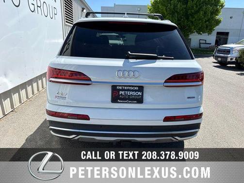 Glacier White 2021 Audi Q7 45 Premium Plus