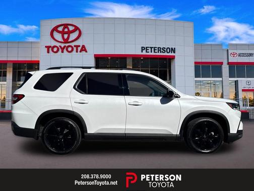 Platinum White Pearl 2025 Honda Pilot Black Edition