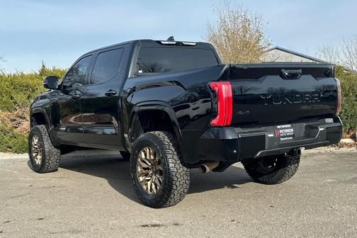 2022 Toyota Tundra Platinum