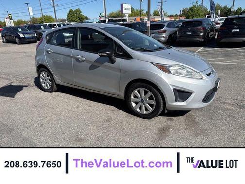 Ingot Silver 2013 Ford Fiesta SE