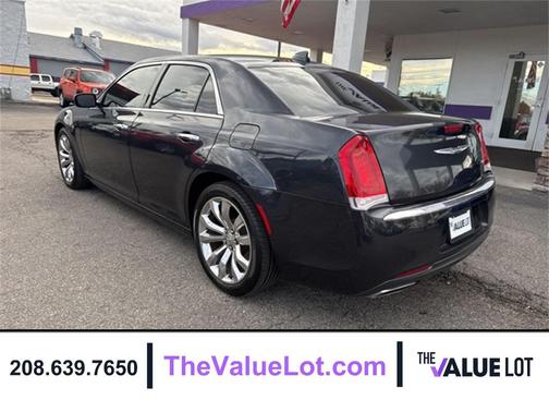 2018 Chrysler 300 Limited