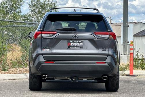 Magnetic Gray Metallic 2020 Toyota RAV4 XLE
